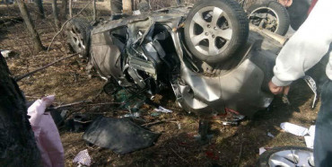 Смертельна ДТП на Рівненщині: Автівка злетіла в кювет та перекинулась (ФОТО)